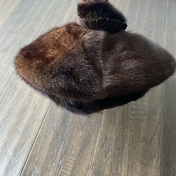 Vintage Brown Fur Beret Womens Sz Small Medium - Picture 2 of 5